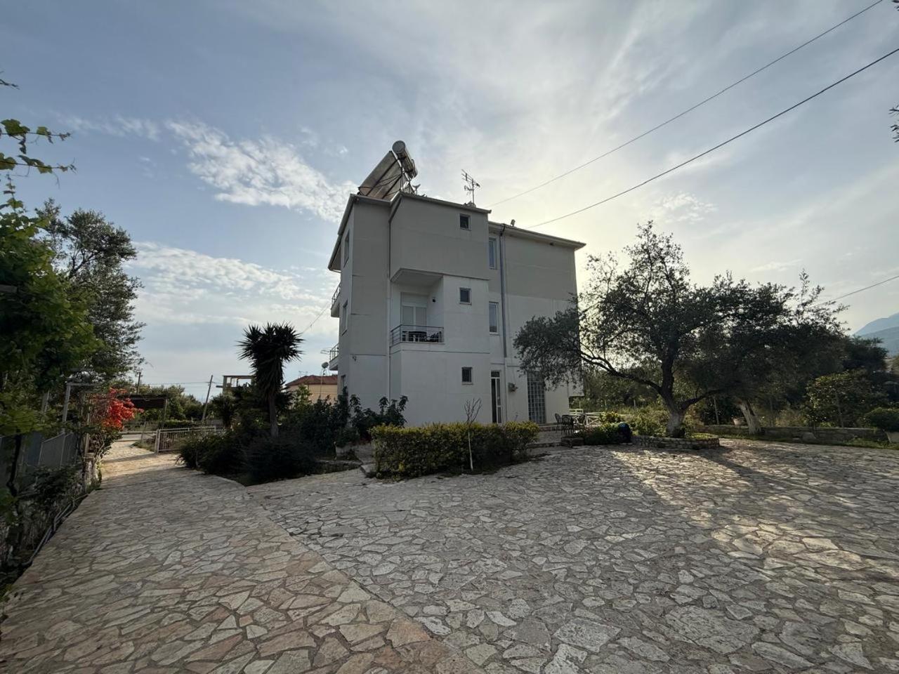 Hotel Stolis Himara Zewnętrze zdjęcie
